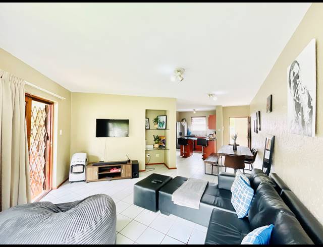 1 BEDROOM APARTMENT FOR SALE IN PAULSHOF